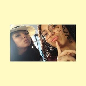 Meet your Posher, Dana sofia